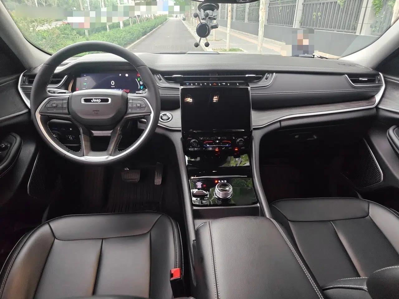 Jeep Grand Cherokee New Energy 2024 4xe Peak Edition — миниатюра 9