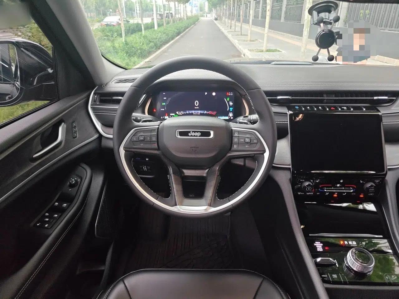 Jeep Grand Cherokee New Energy 2024 4xe Peak Edition — миниатюра 10