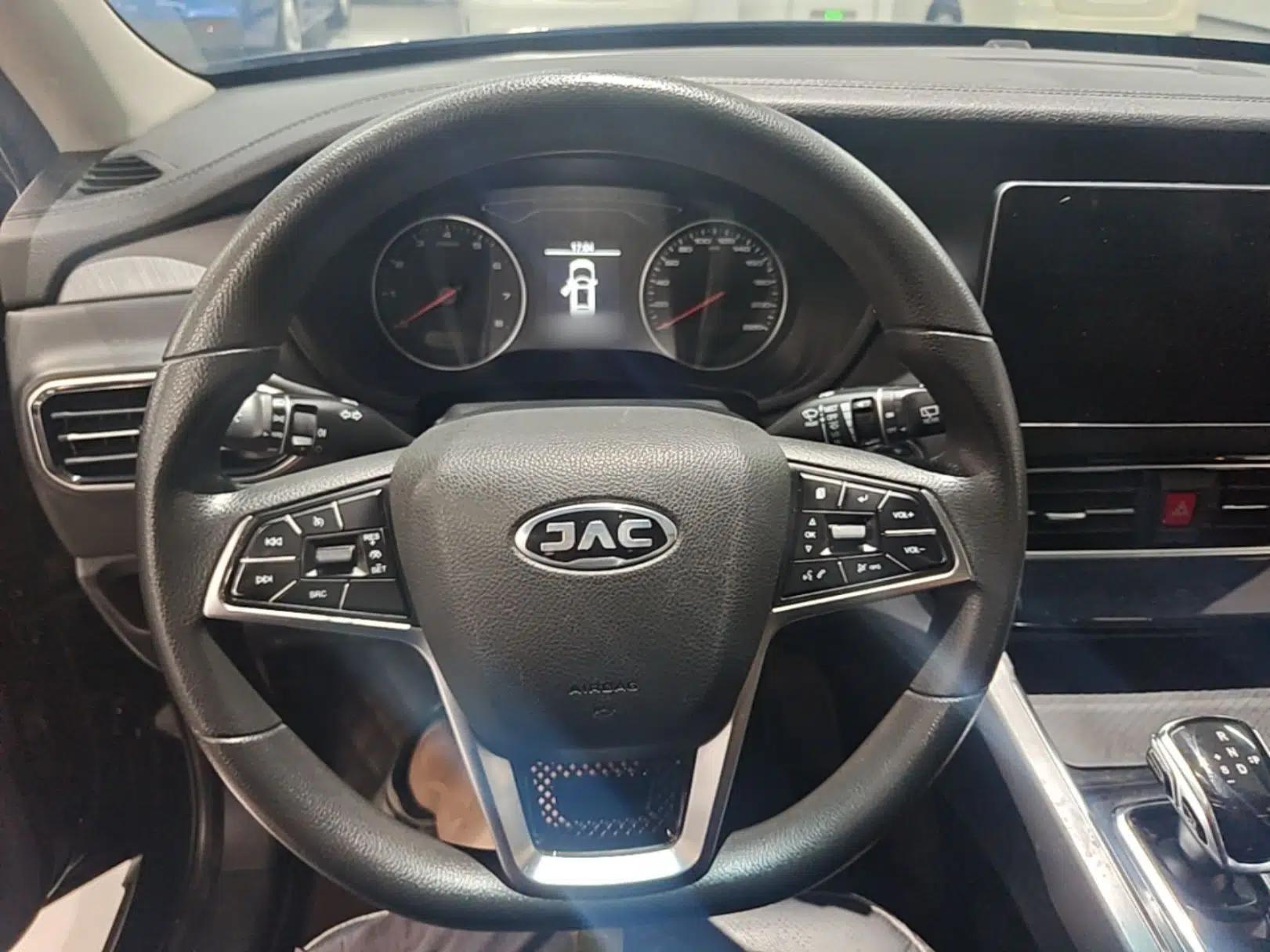 JAC Group X7 2020 1.5TGDI Automatic Overdrive Model — миниатюра 13