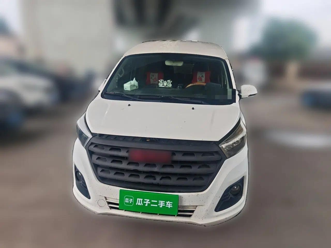 Jinbei Gold Hiace 2021 1.5L Passenger Van Travel Lion 7-Seater — миниатюра 2