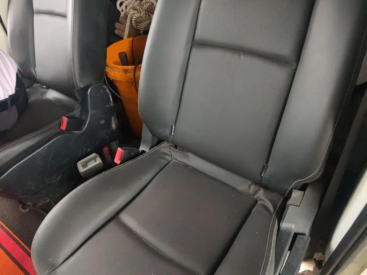 Jinbei Gold Hiace 2021 1.5L Passenger Van Travel Lion 7-Seater — миниатюра 17