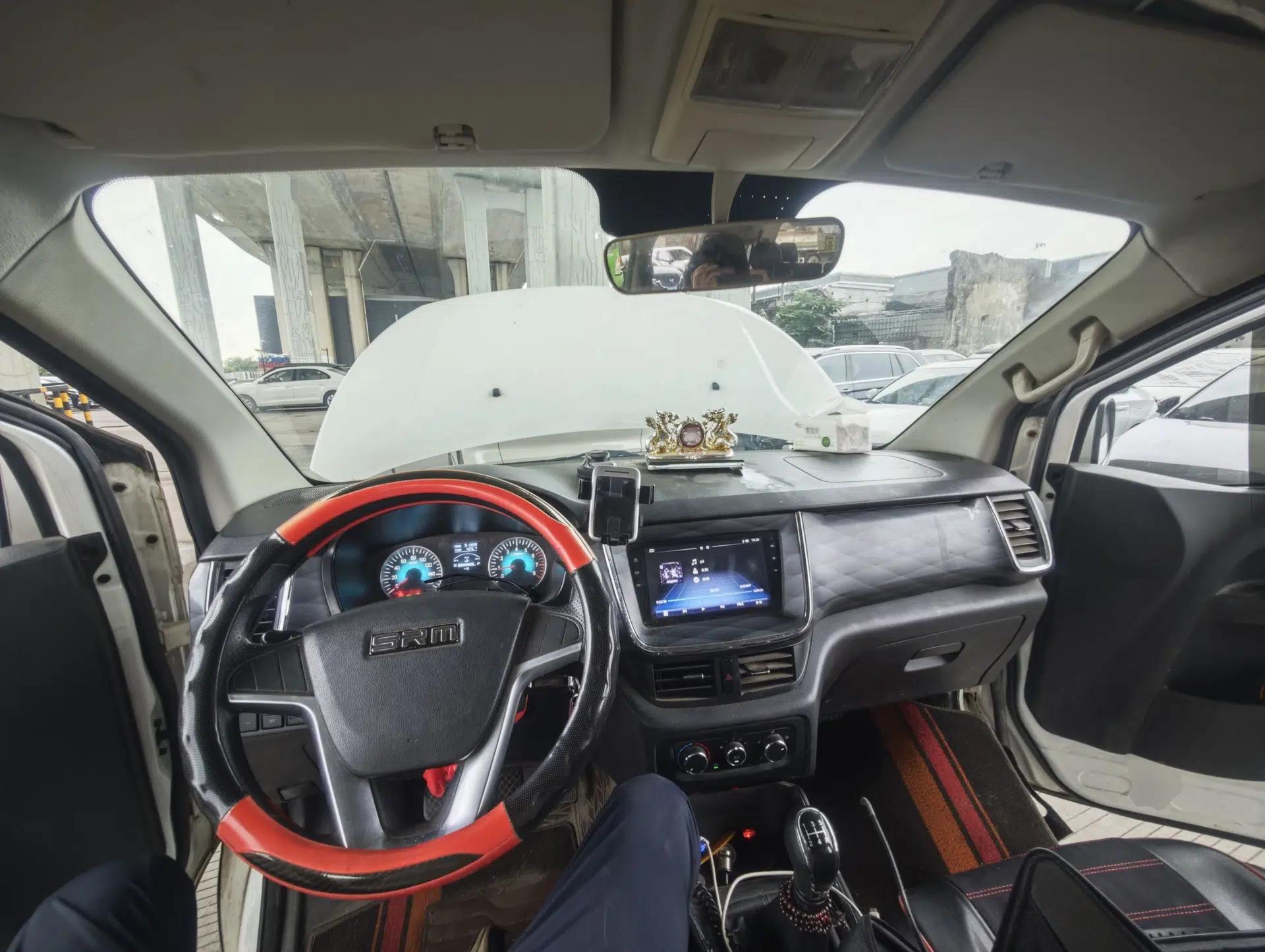 Jinbei Gold Hiace 2021 1.5L Passenger Van Travel Lion 7-Seater — миниатюра 9