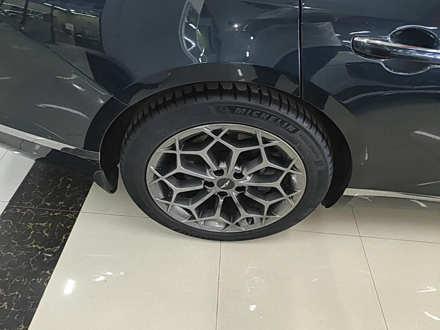 Genesis G80 2021 2.5T Rear-Drive Flagship Edition — миниатюра 11