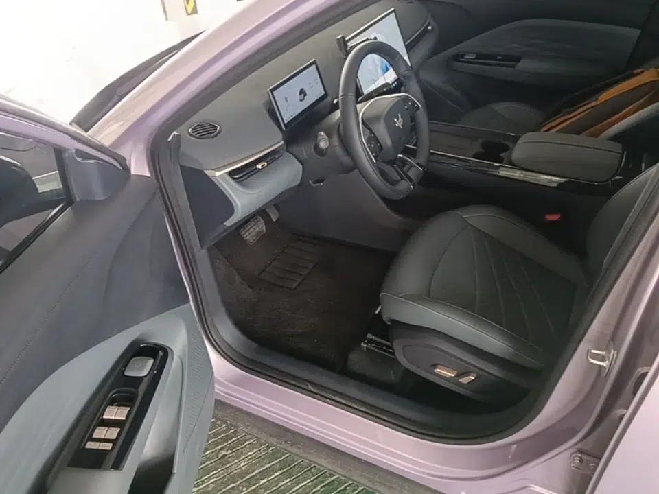 ARCFOX T1 2025 Model 425 PLUS — миниатюра 18