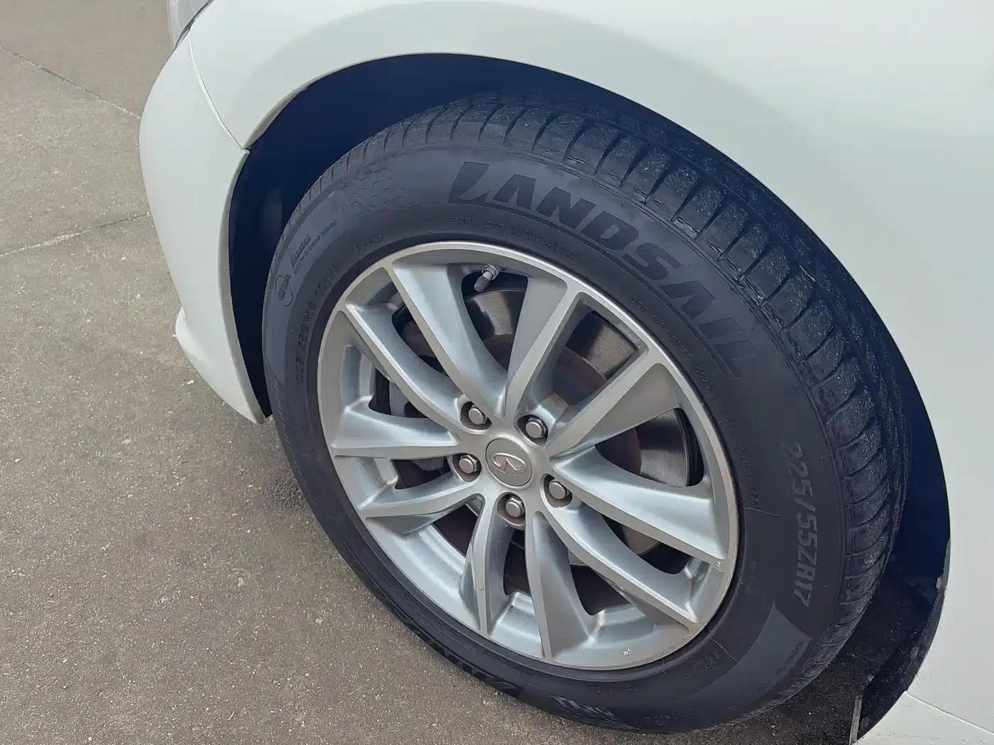 Infiniti Q50 2014 2.0T Comfort Edition — миниатюра 5