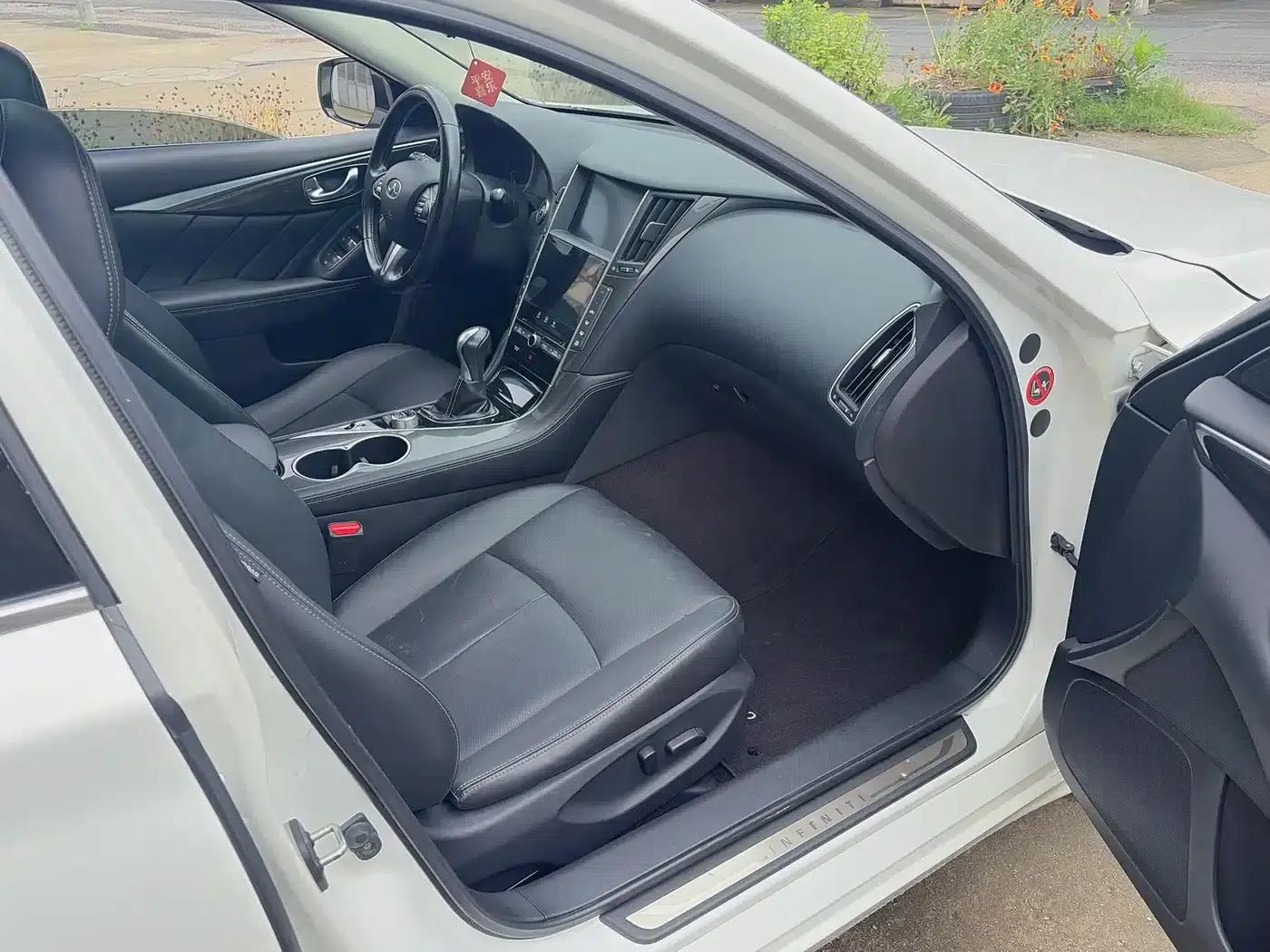 Infiniti Q50 2014 2.0T Comfort Edition — миниатюра 7