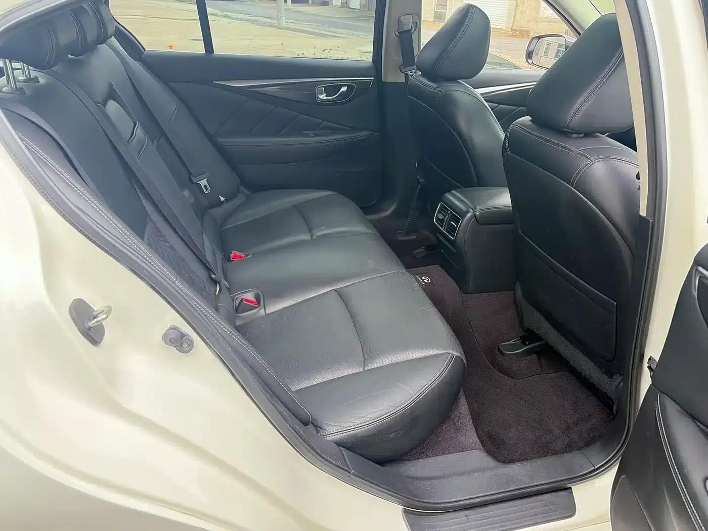 Infiniti Q50 2014 2.0T Comfort Edition — миниатюра 10