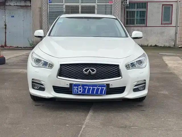 Infiniti Q50 2014 2.0T Comfort Edition