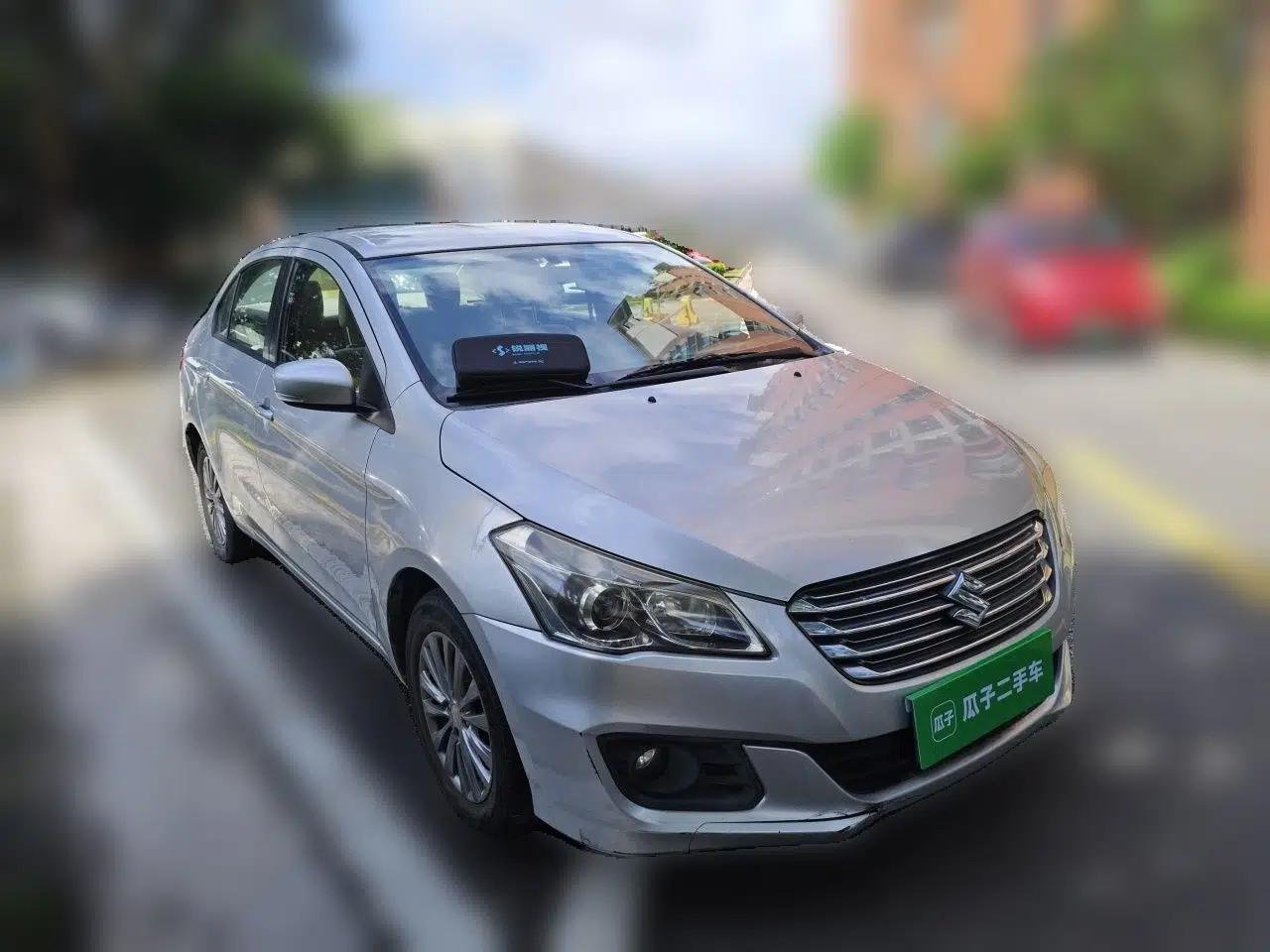 Suzuki Alivio 2015 1.6L Manual Comfort Model — миниатюра 3