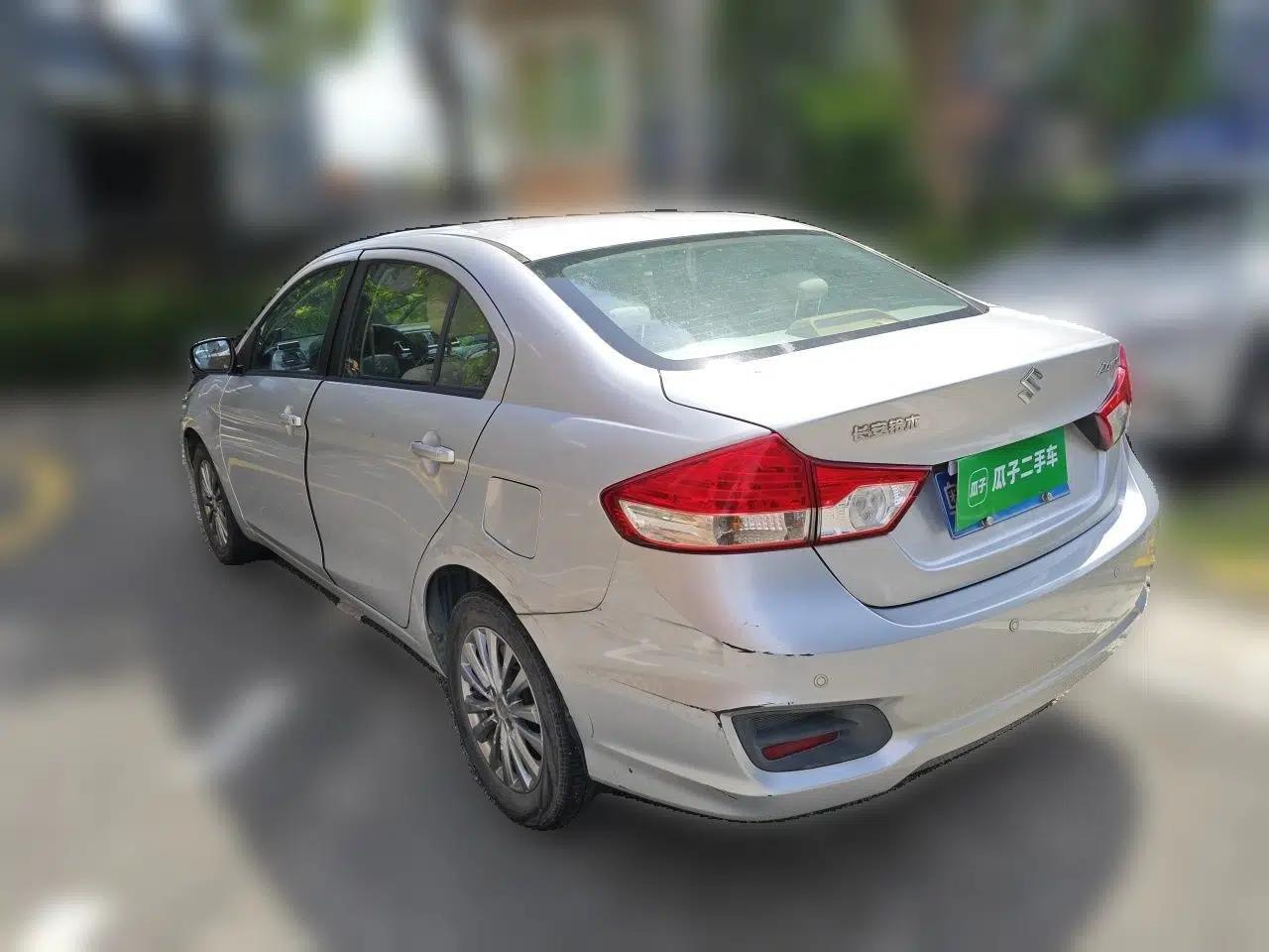 Suzuki Alivio 2015 1.6L Manual Comfort Model — миниатюра 4