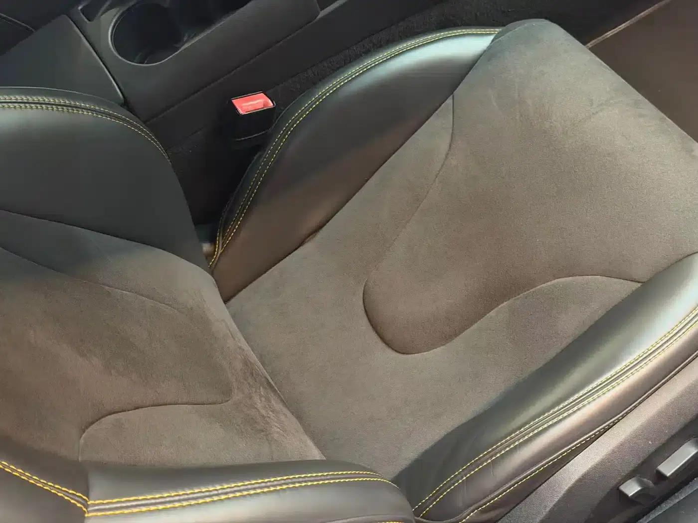 Audi R8 2010 5.2 FSI quattro — миниатюра 21