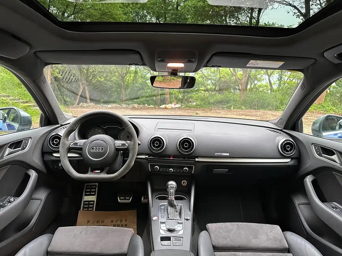 Audi S3 2015 Model S3 2.0T Limousine — миниатюра 17