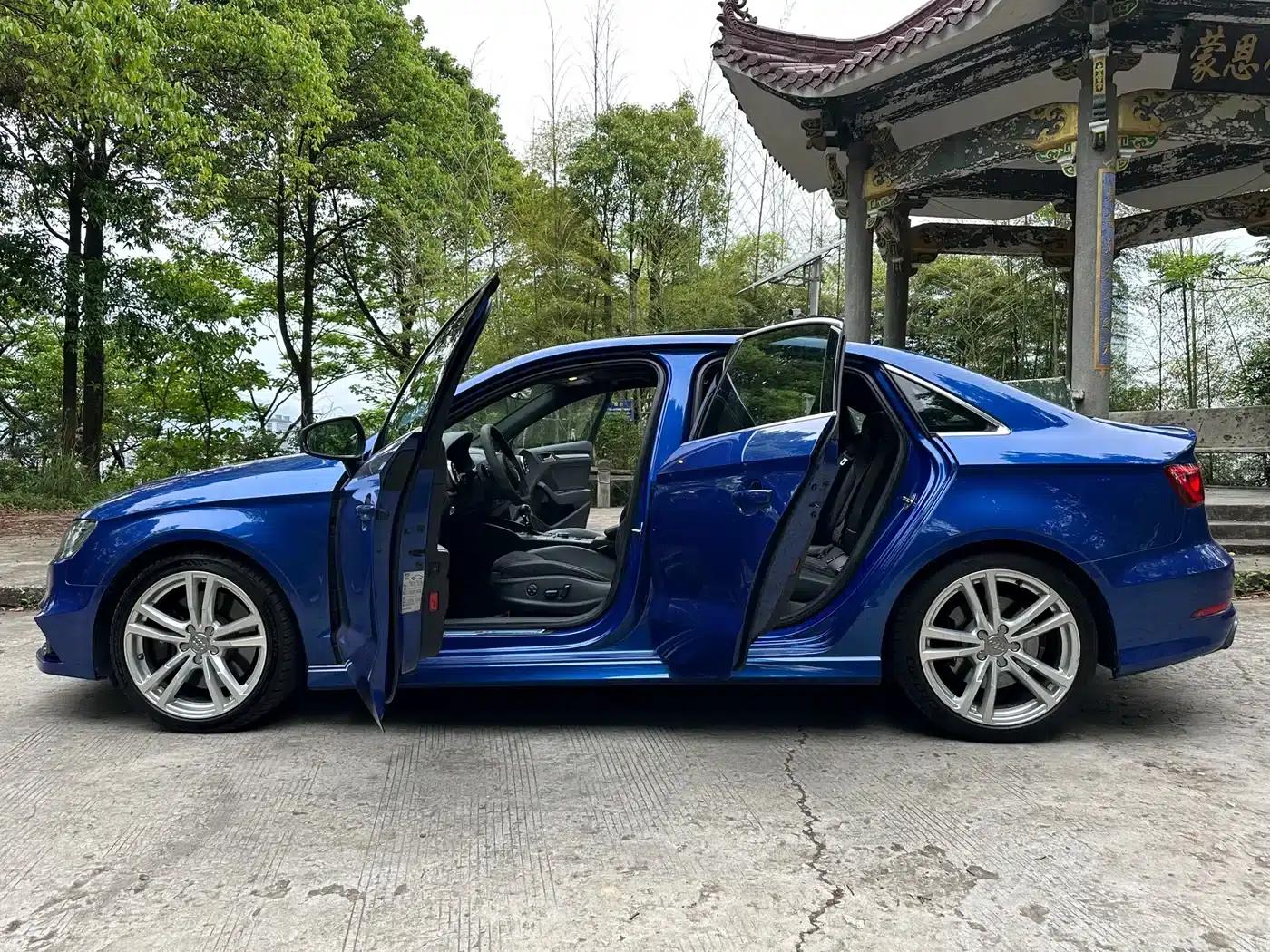 Audi S3 2015 Model S3 2.0T Limousine — миниатюра 4