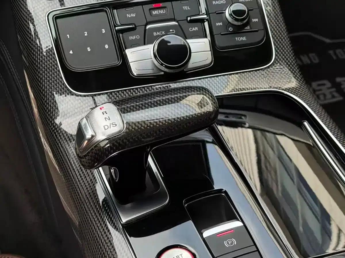 2013 Audi S8 4.0TFSI quattro — миниатюра 4