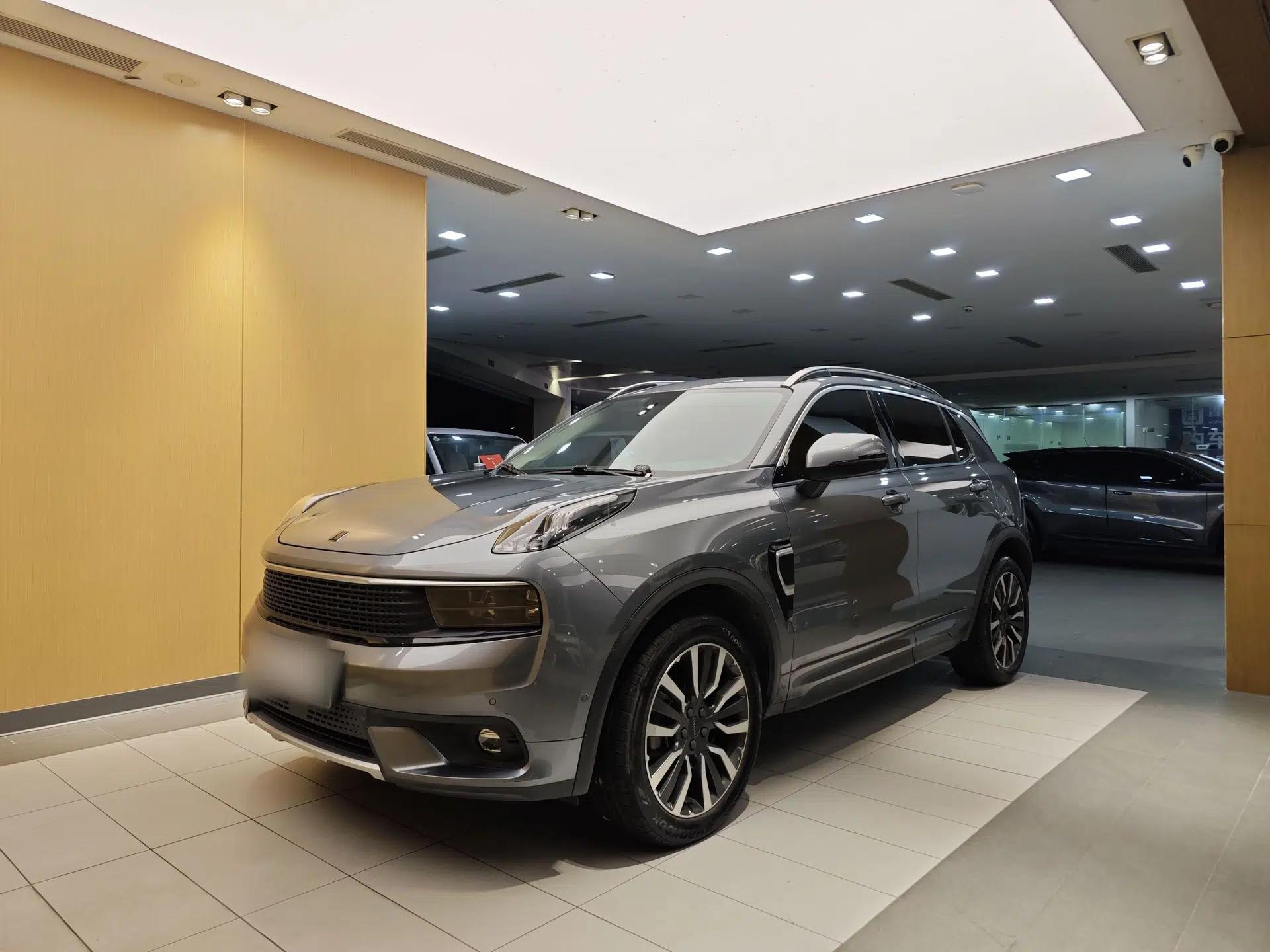 Lynk & Co 01 EM-P 2019 1.5T PHEV Jing Meeting China VI Emission Standards — миниатюра 1