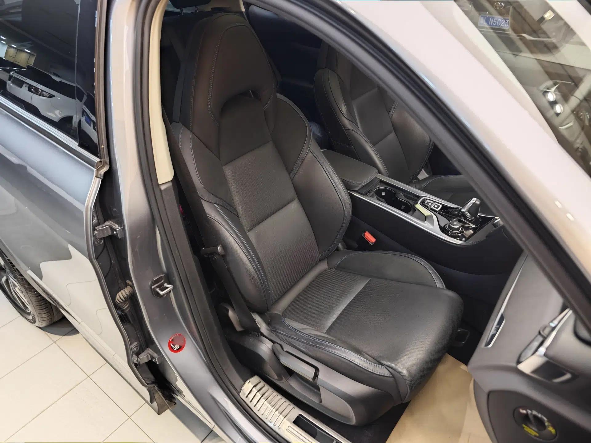 Lynk & Co 01 EM-P 2019 1.5T PHEV Jing Meeting China VI Emission Standards — миниатюра 31