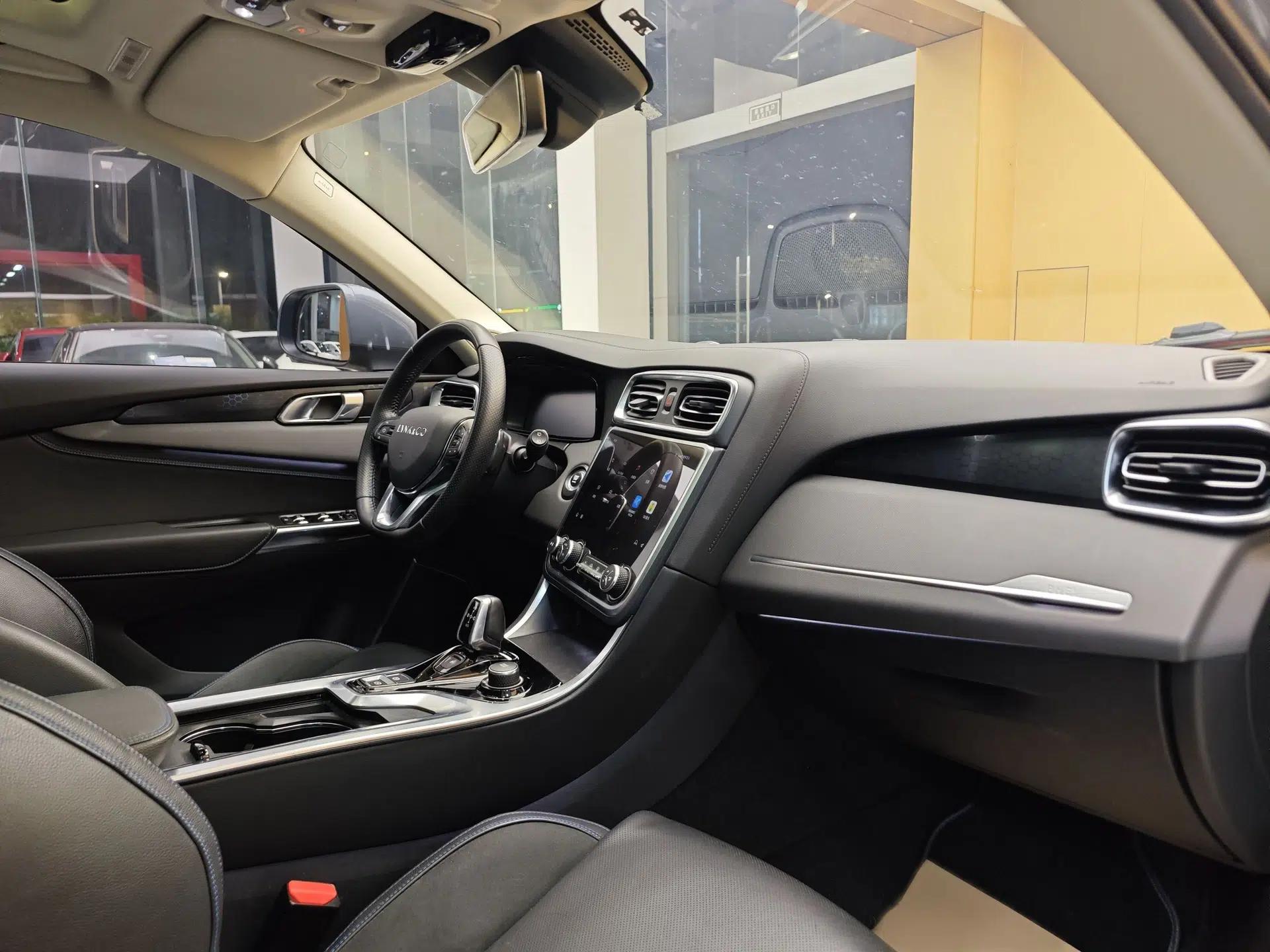 Lynk & Co 01 EM-P 2019 1.5T PHEV Jing Meeting China VI Emission Standards — миниатюра 35