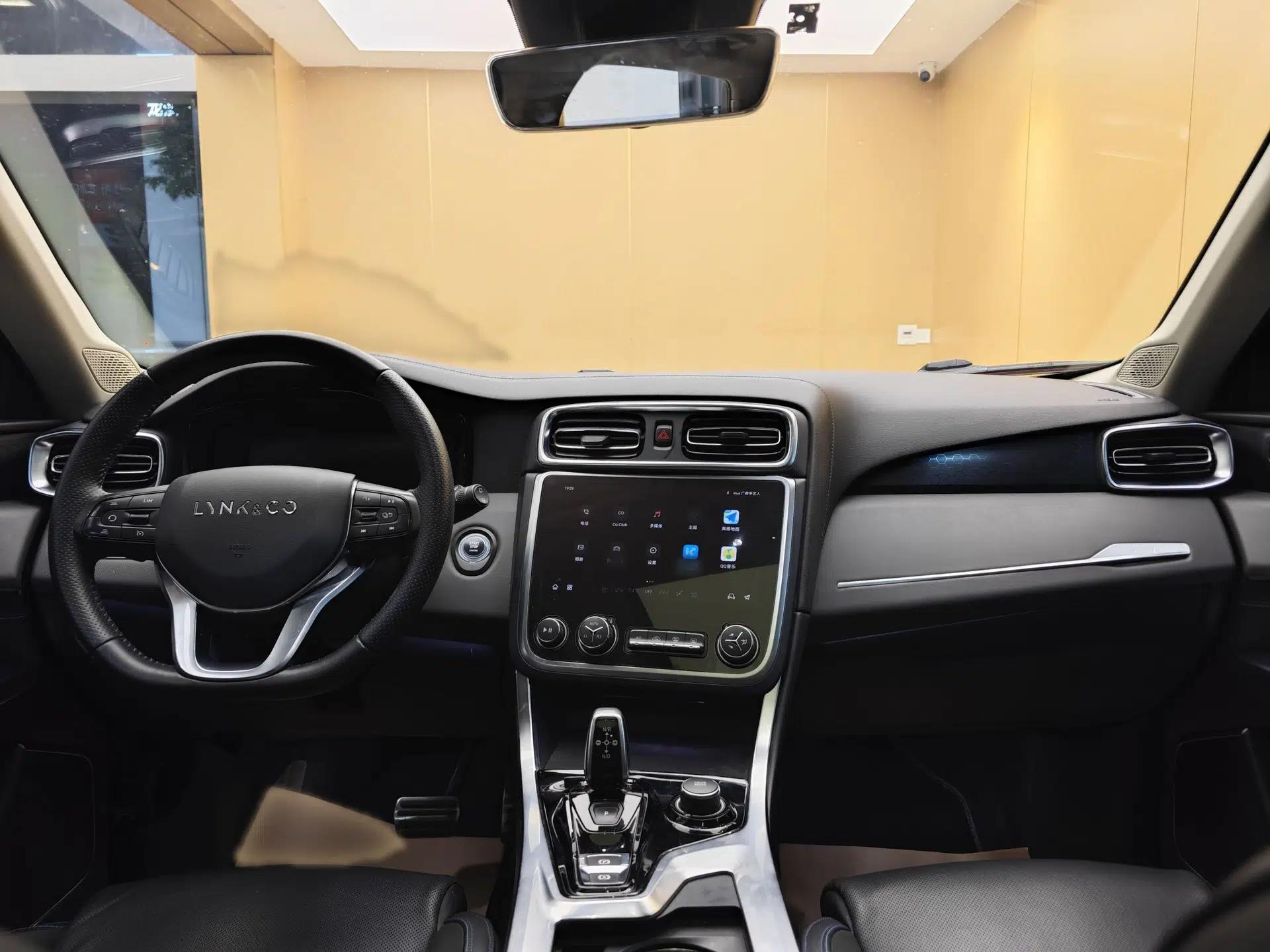 Lynk & Co 01 EM-P 2019 1.5T PHEV Jing Meeting China VI Emission Standards — миниатюра 41