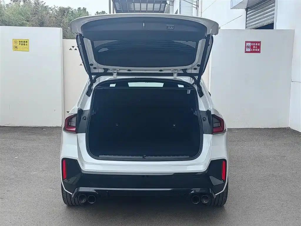 BMW X1 M35Li 2024 Model — миниатюра 6
