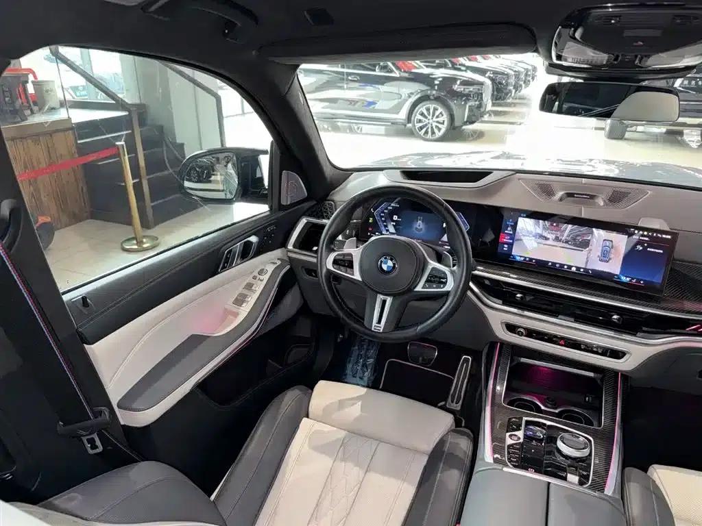 2023 BMW X7 M60i xDrive M60i — миниатюра 25