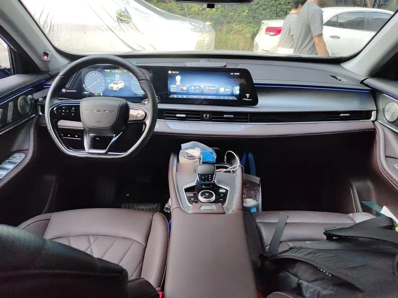 Chery Tiggo 8 PRO New Energy 2023 Champion Edition 1.5T 100km King's Version — миниатюра 9