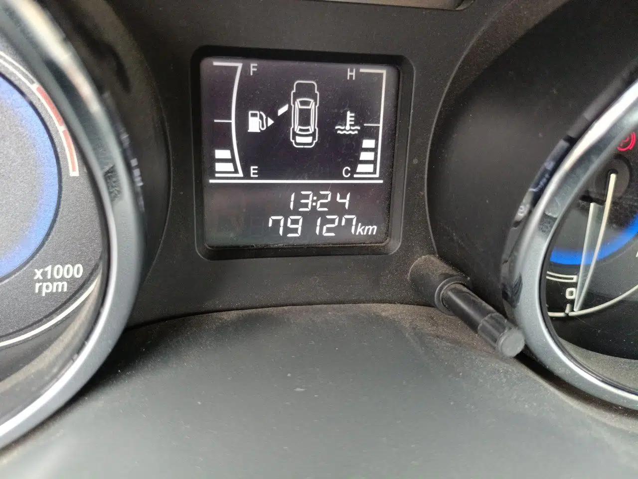 Chery E3 2015 1.5L Manual ZhiShang Model — миниатюра 12