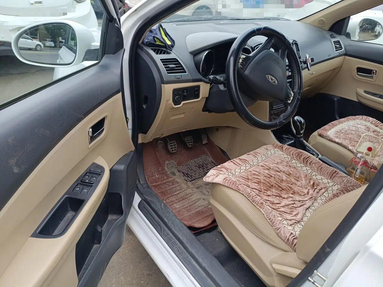 Chery E3 2015 1.5L Manual ZhiShang Model — миниатюра 16
