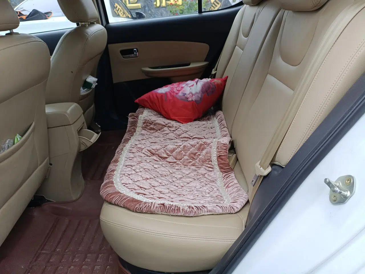 Chery E3 2015 1.5L Manual ZhiShang Model — миниатюра 17