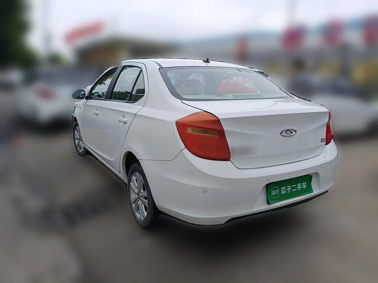 Chery E3 2015 1.5L Manual ZhiShang Model — миниатюра 4