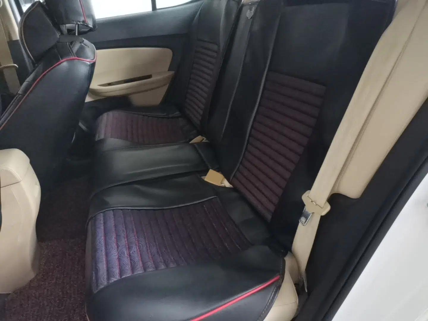 Chery E3 2015 1.5L Manual Fashion Model — миниатюра 20