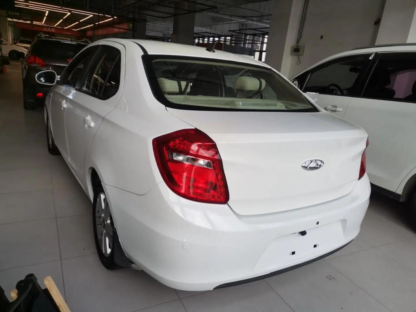 Chery E3 2015 1.5L Manual Fashion Model — миниатюра 4