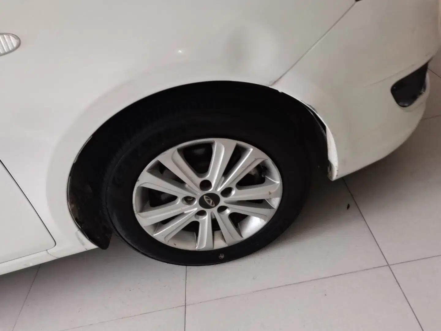 Chery E3 2015 1.5L Manual Fashion Model — миниатюра 10