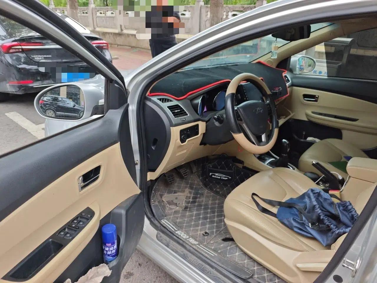 Chery E3 2013 1.5L Manual ZhiShang Model — миниатюра 16