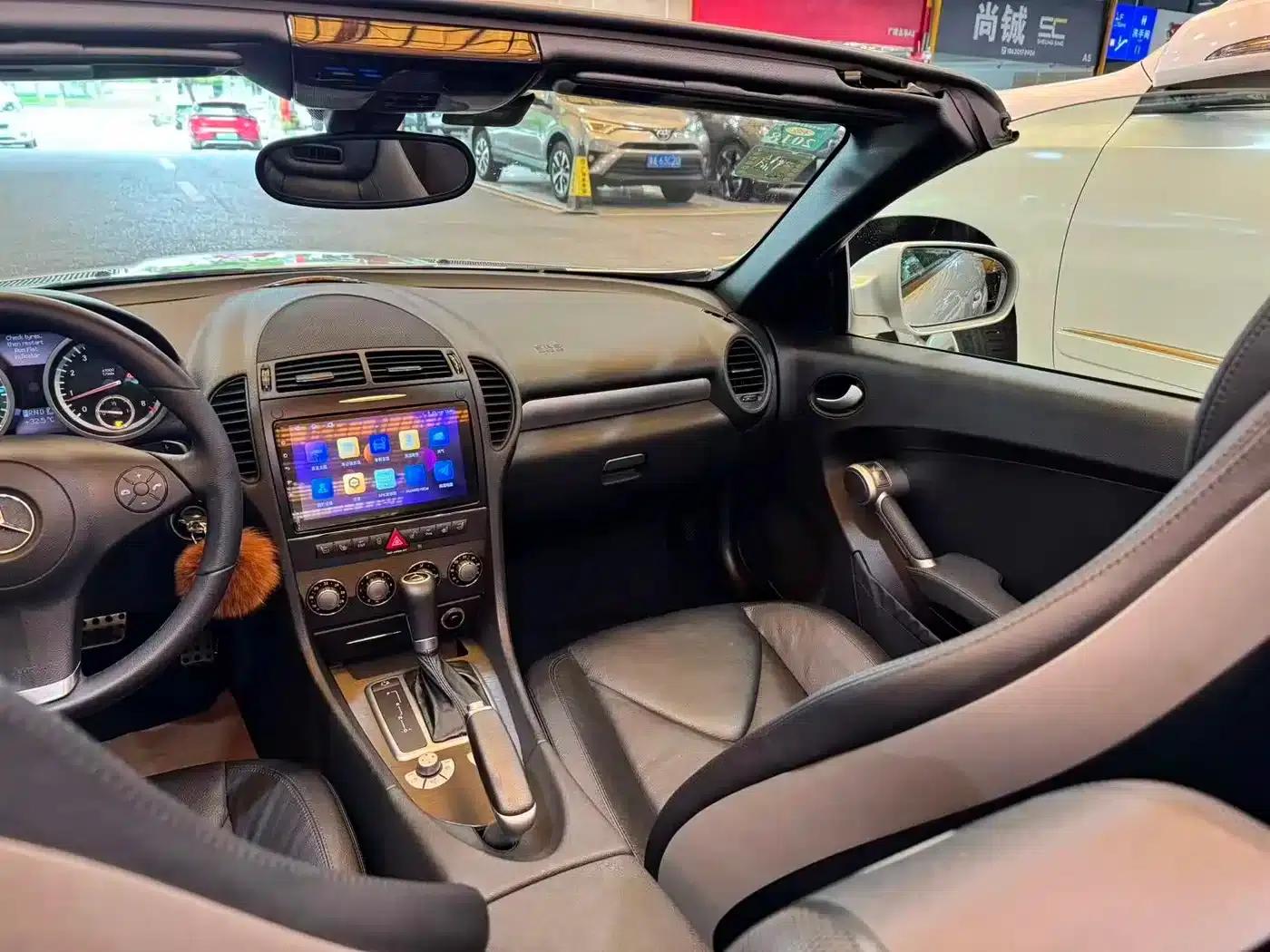 Mercedes-Benz SLK-Class 2009 SLK 300 — миниатюра 15