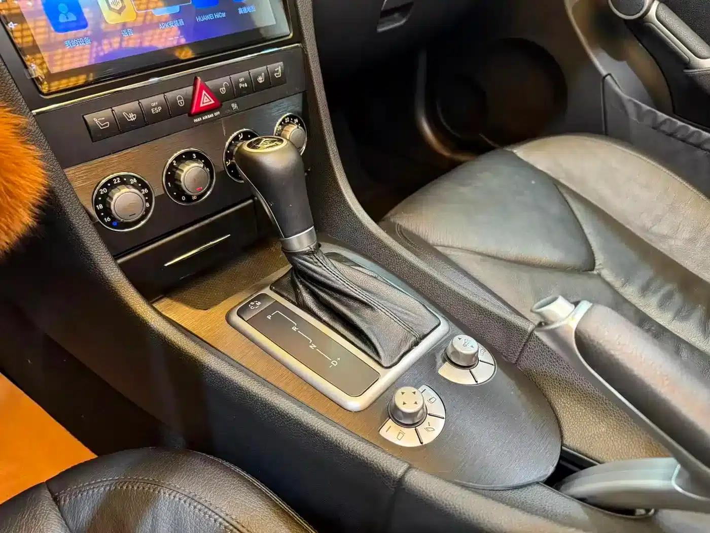 Mercedes-Benz SLK-Class 2009 SLK 300 — миниатюра 16