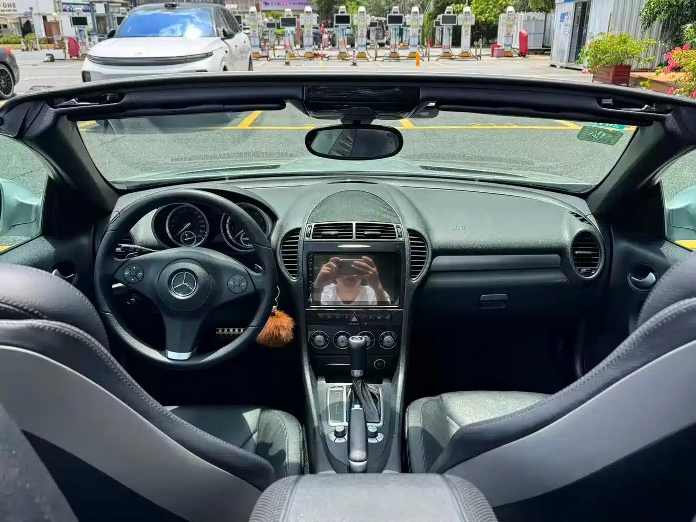 Mercedes-Benz SLK-Class 2009 SLK 300 — миниатюра 10