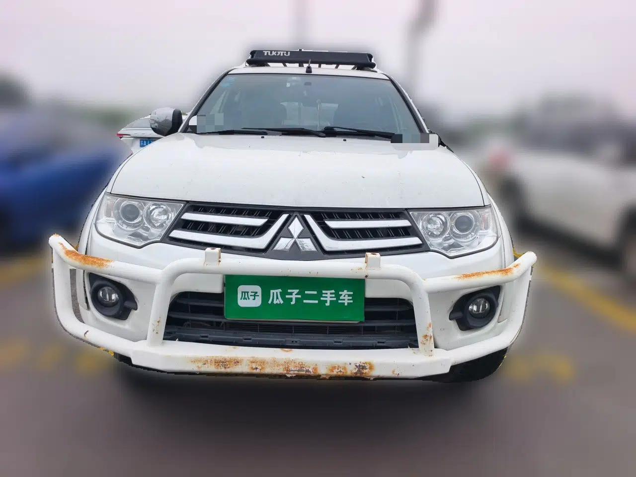 Mitsubishi Pajero Sport 2013 3.0L Automatic 4x4 Executive Edition — миниатюра 2