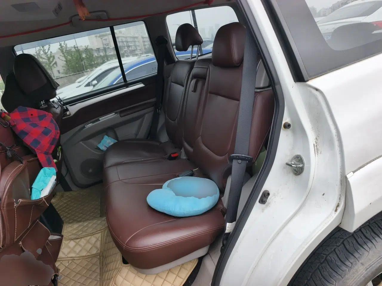 Mitsubishi Pajero Sport 2013 3.0L Automatic 4x4 Executive Edition — миниатюра 17