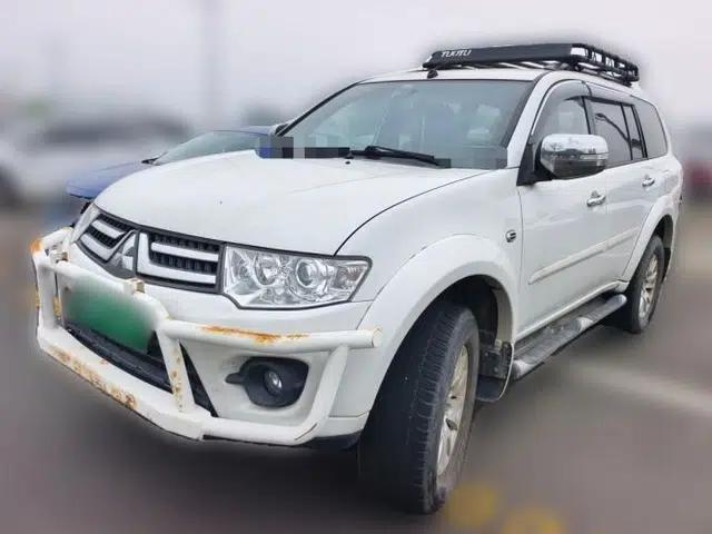 Mitsubishi Pajero Sport 2013 3.0L Automatic 4x4 Executive Edition