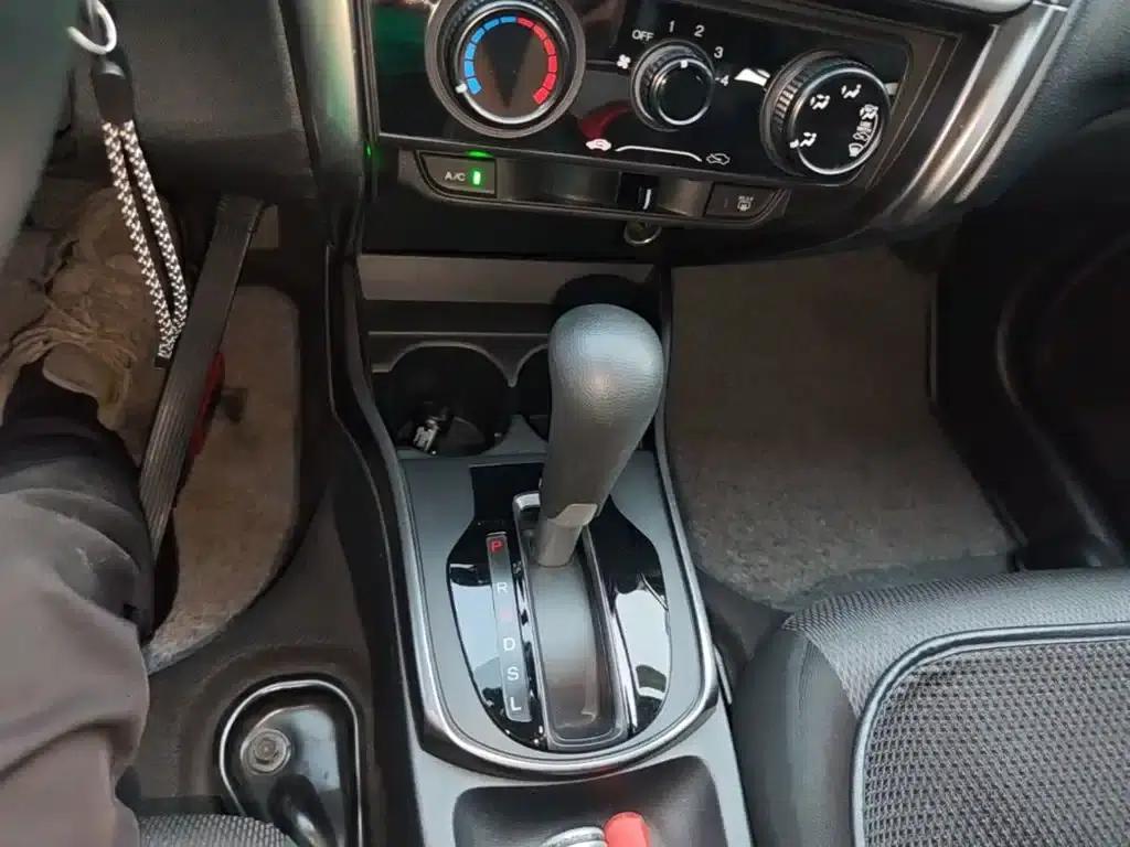 2017 Honda Crider 1.5L CVT Classic Edition — миниатюра 14