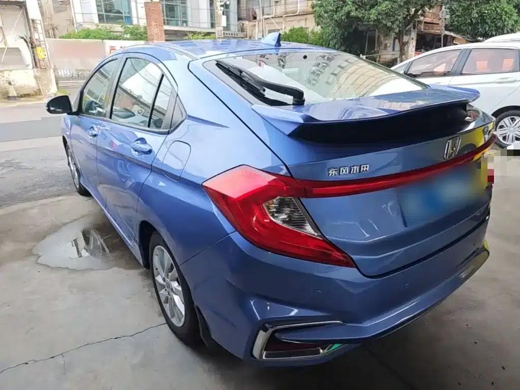2017 Honda Crider 1.5L CVT Classic Edition — миниатюра 5