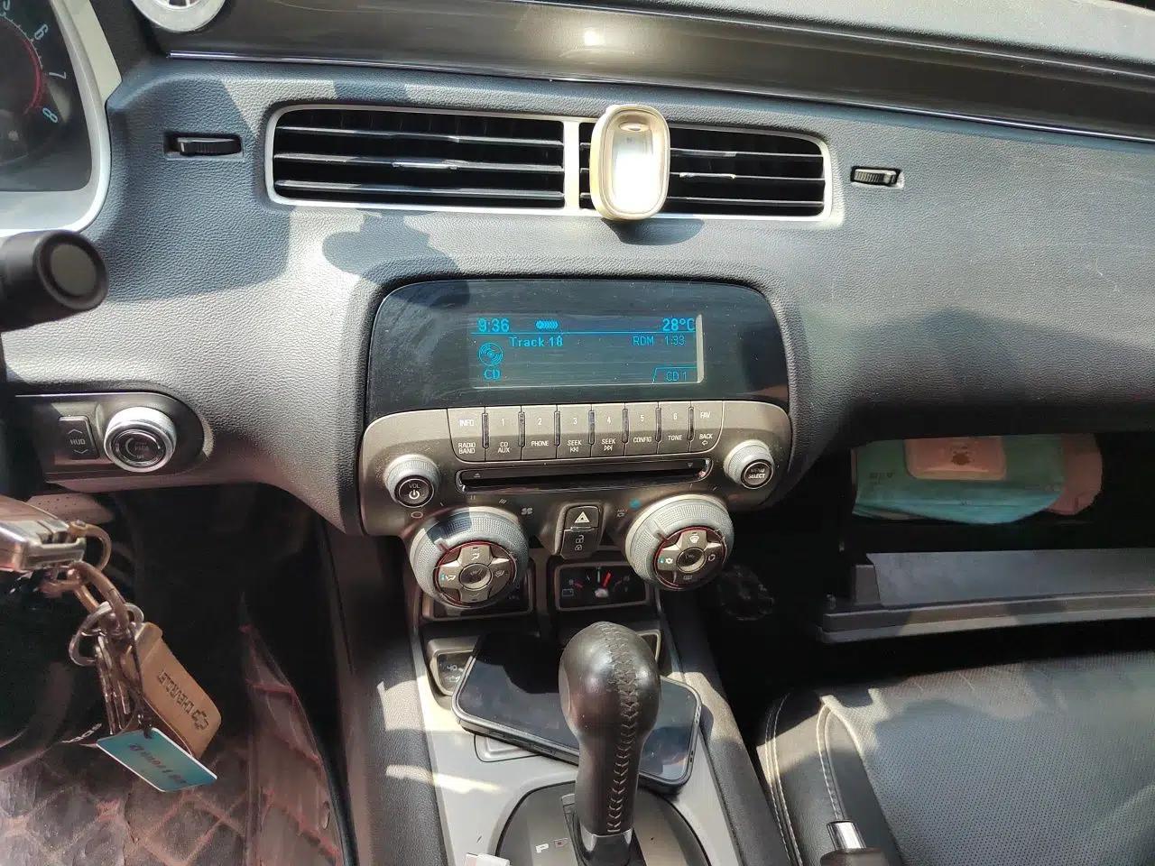 Chevrolet Camaro 2011 3.6L Legendary Performance Edition — миниатюра 13