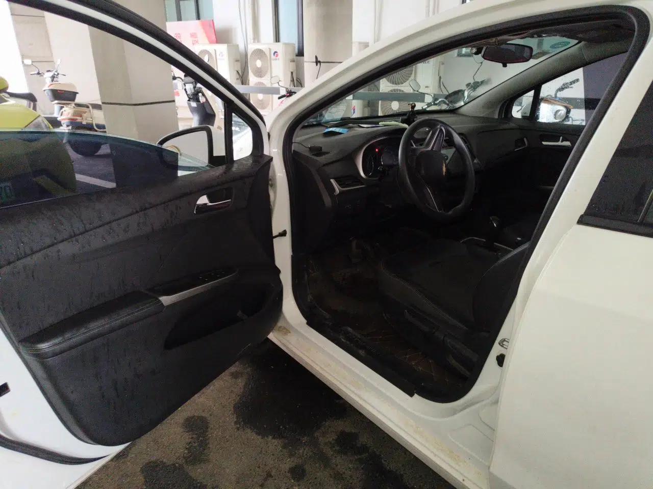 Chevrolet Lova RV 2018 1.5L Automatic Smart Drive Model — миниатюра 16