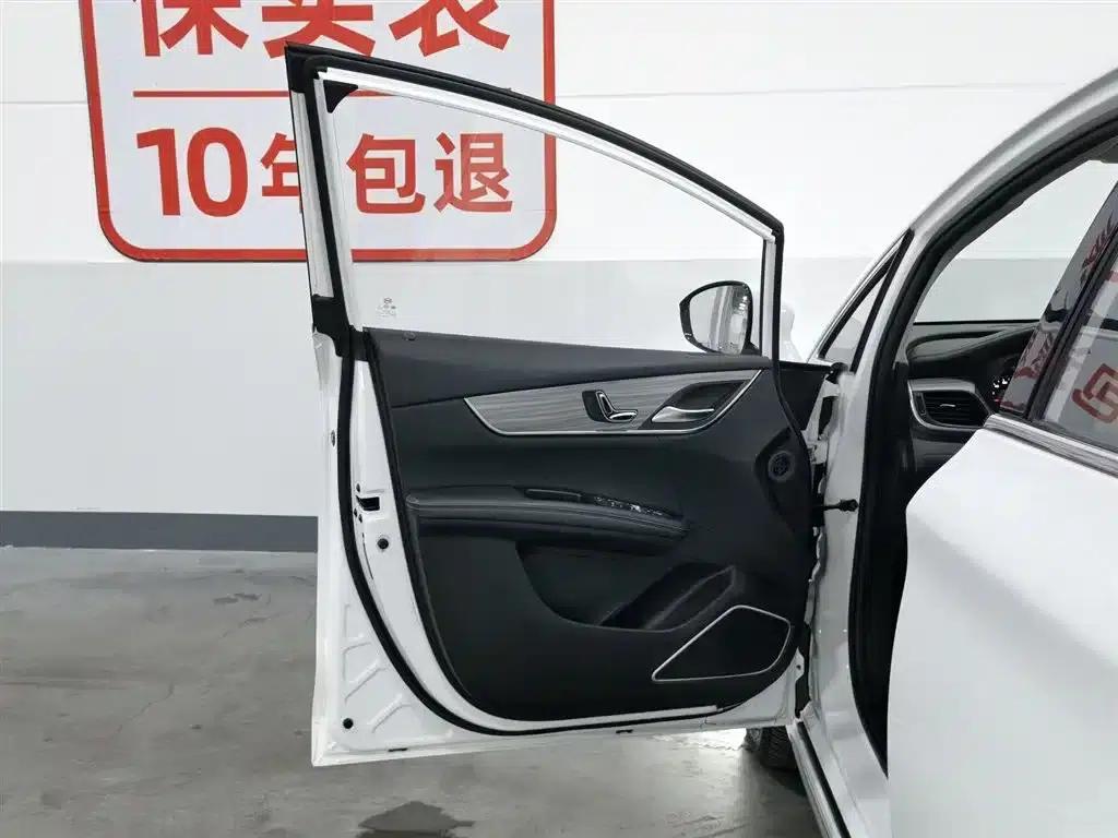 Song MAX New Energy 2019 DM 1.5T Intelligent Connected 7-Seater National VI Emission Standard — миниатюра 8