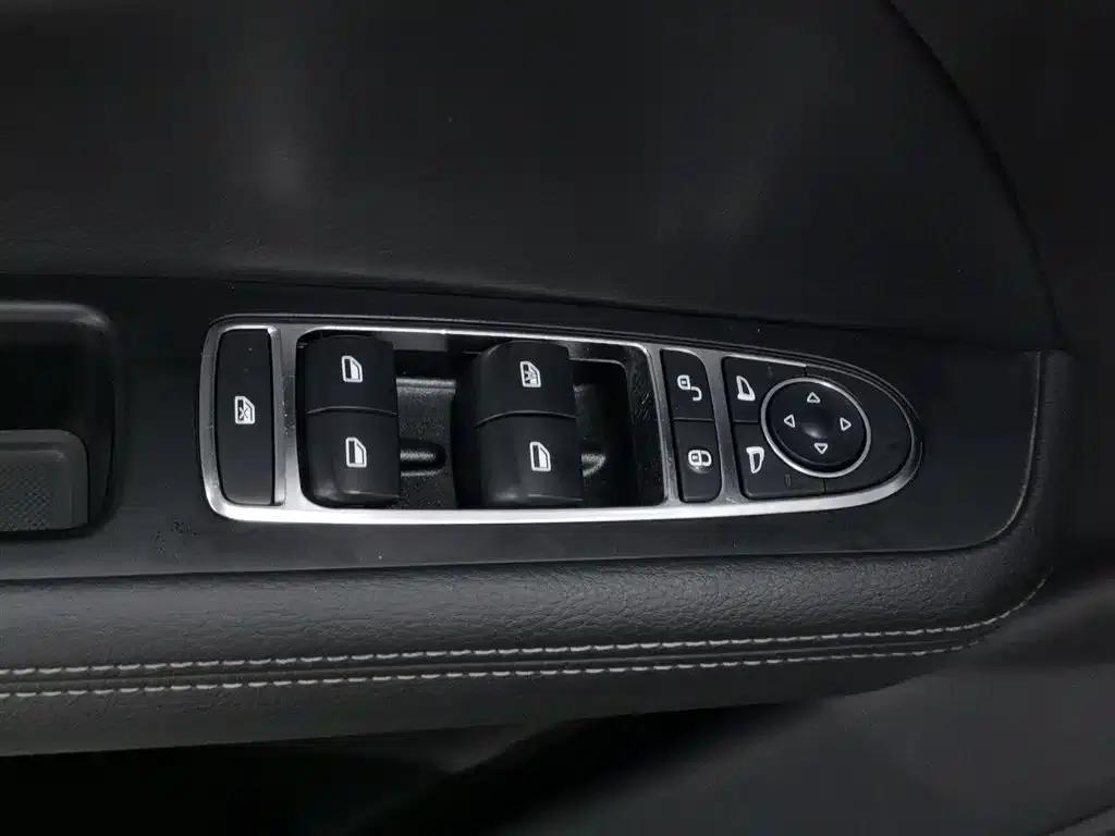 Song MAX New Energy 2019 DM 1.5T Intelligent Connected 7-Seater National VI Emission Standard — миниатюра 9