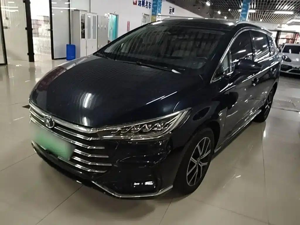 Song MAX New Energy 2022 DM-i 105KM Flagship Edition — миниатюра 1