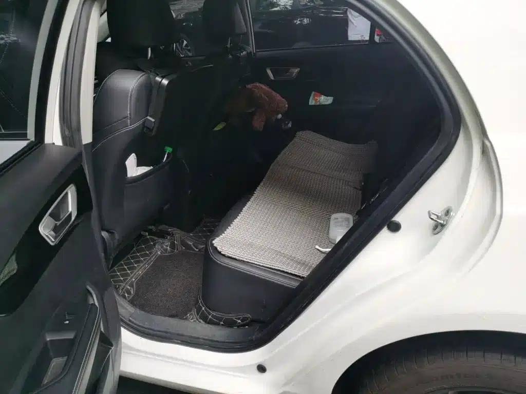 Qin 2019 1.5L Manual Comfort Model — миниатюра 14