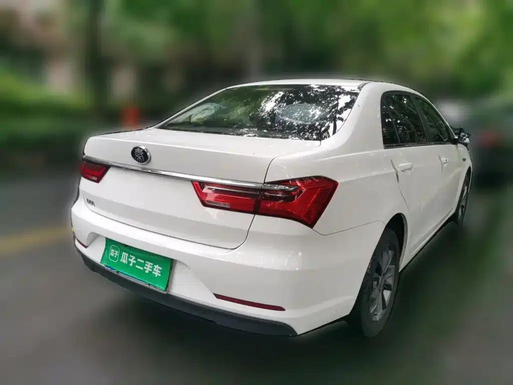 Qin 2019 1.5L Manual Comfort Model — миниатюра 5