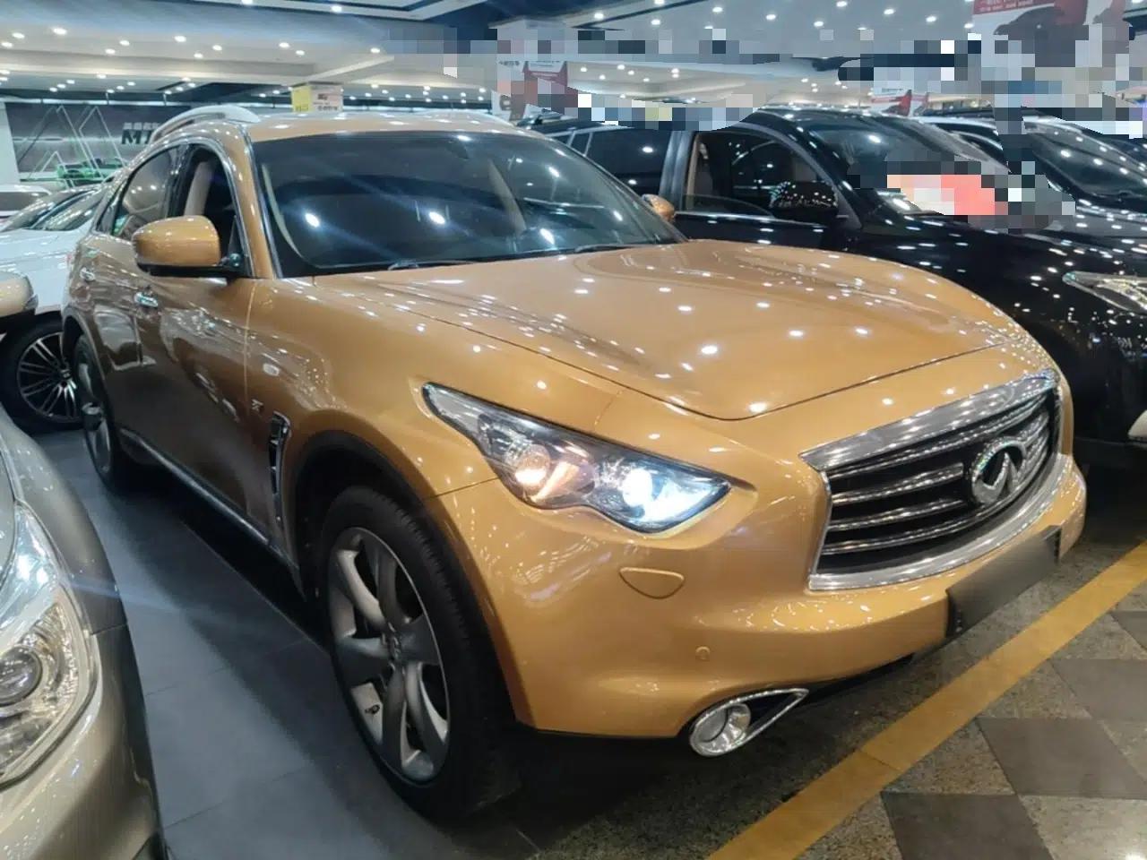 Infiniti QX70 2013 3.7L Standard Edition — миниатюра 12