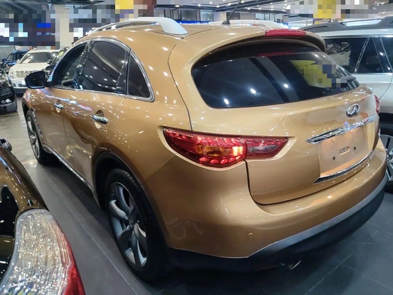 Infiniti QX70 2013 3.7L Standard Edition — миниатюра 13